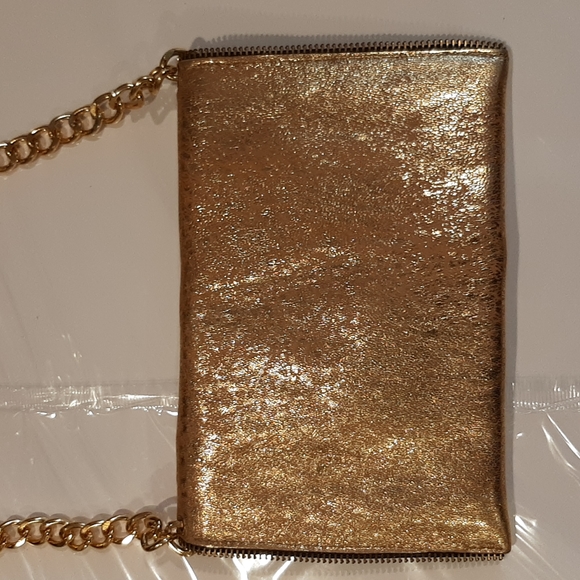 J.J Winters Women's Gold Metallic Leather Crossbody Handbag Like New - Picture 5 of 12